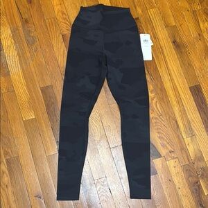 Alo camo vapor leggings brand new
